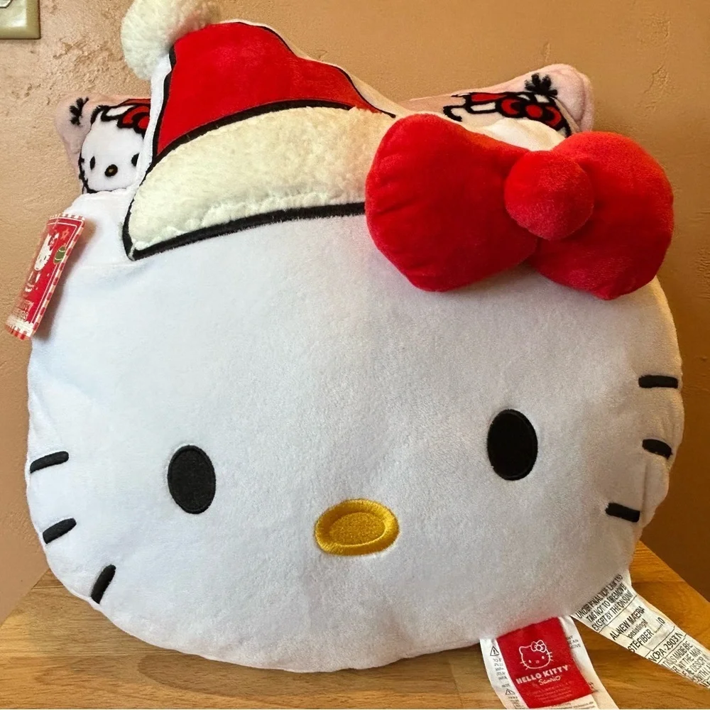 HELLO KITTY AND FRIENDS 2pk Plush Christmas Themed Pillows Made By Sanrio. NWTS